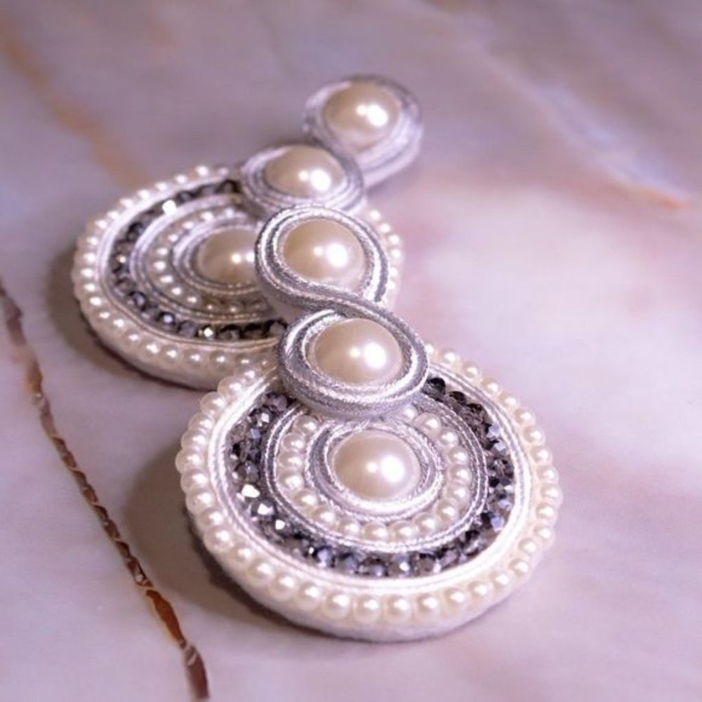 White?soutache earrings